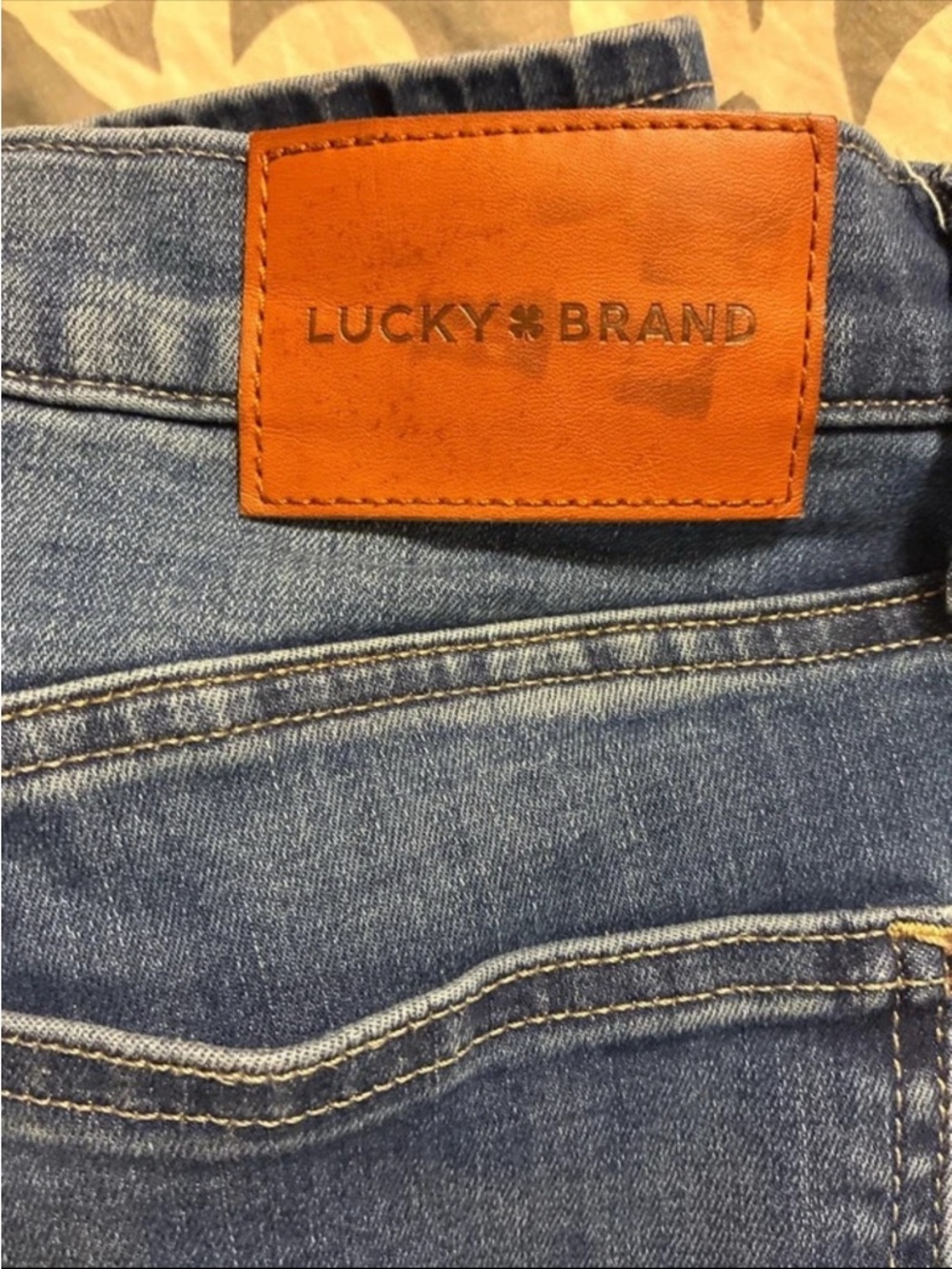 Lucky Brand woman’s Blue Denim Jeans